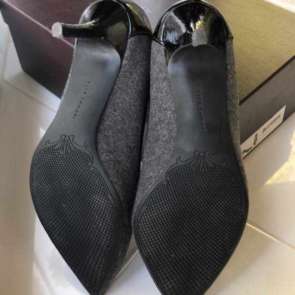 ELIE TAHARI PUMPS - Picture 9 of 13